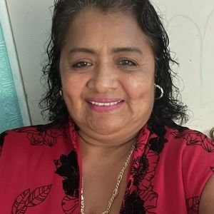 Meet your Posher, Tomasa